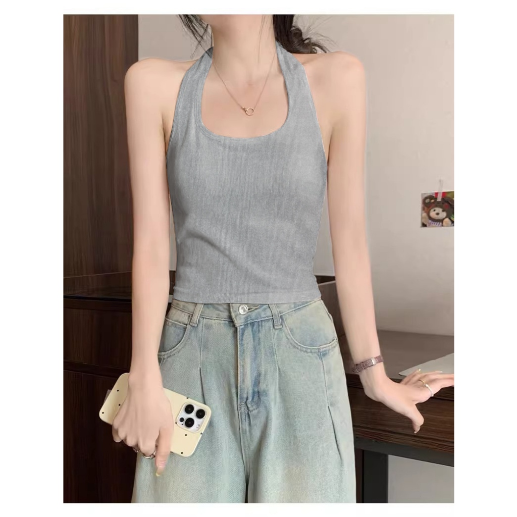 เสื้อกล้าม ฮัลเตอร์ เว้าหลังโล่ง มีบราในตัว ทรงสวย กระชับพอดี อกเป็นทรง ใส่เที่ยว ใส่คาเฟ่ หรือใส่ถ่ายรูปดูแพง