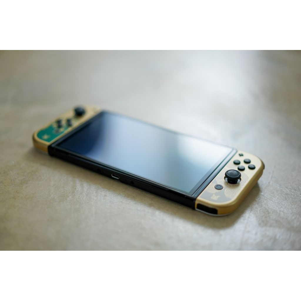 Nintendo Switch (OLED model) ลายพิเศษ (Zelda)