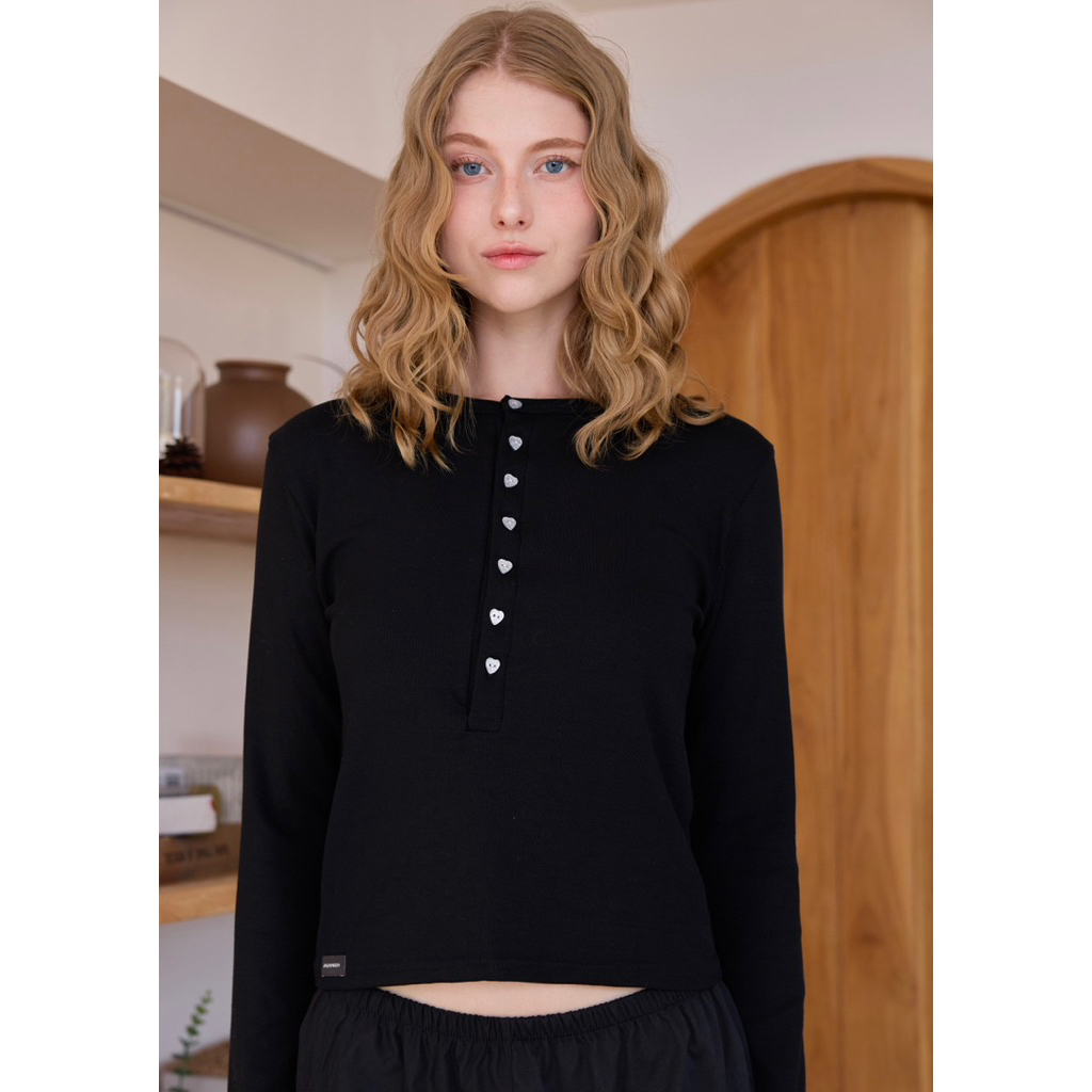 imishmash-heart buttoned long sleeve tee เสื้อยืดผ้าร่องแขนยาว