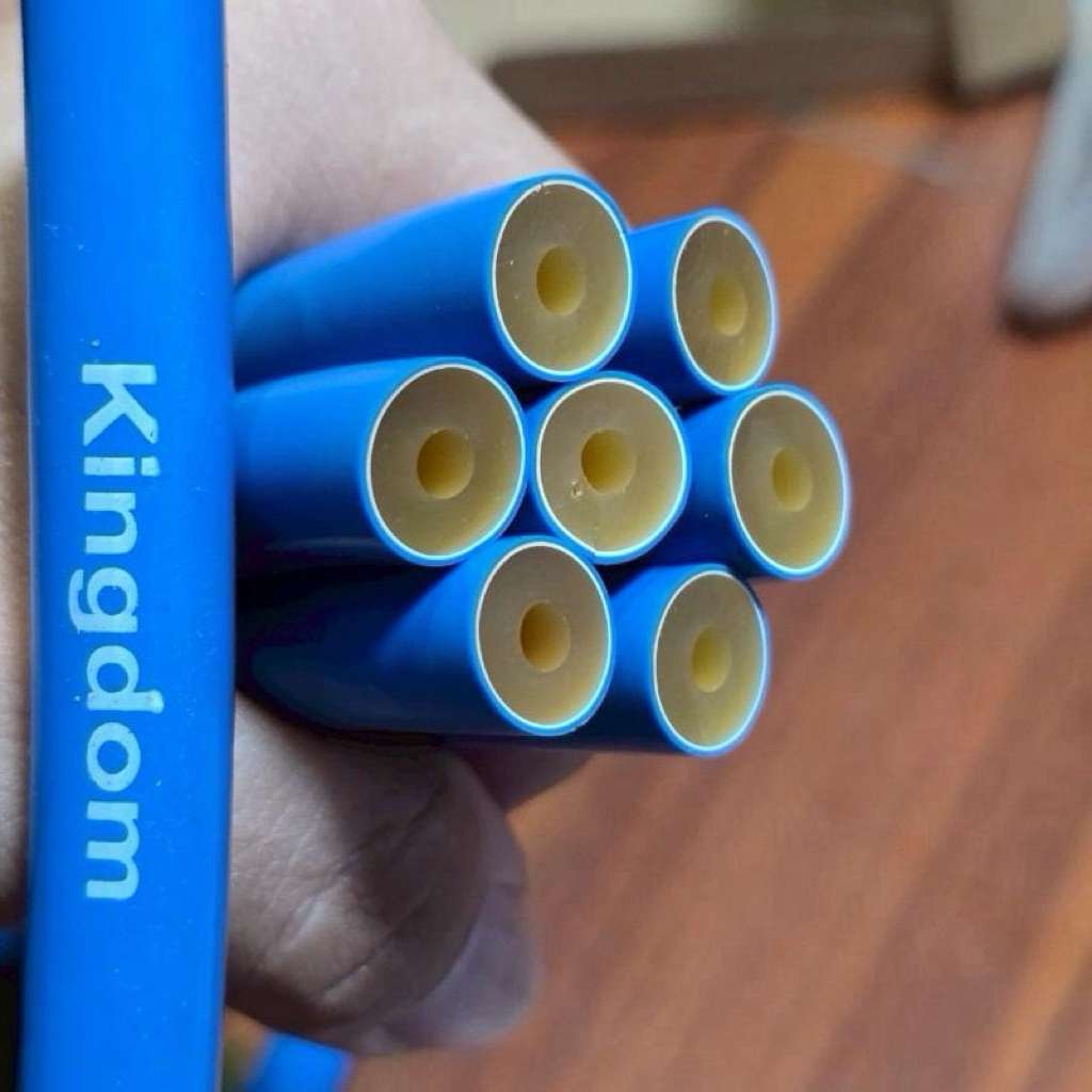 Kingdom ยางคิงด้อม ขนาด13รูใน4มิลยาว1เมตร20เซน ยางหนา3ชั้น คุณภาพจาก kingdom