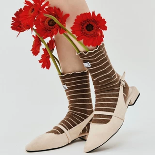 CHUUCHOP - (35-43) Ella Suede Mary Jane รองเท้าแมรี่เจนรัดส้น หัวแหลม หนังกลับ (C8451)