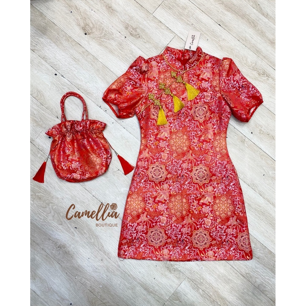 เดรสคอจีนแต่งพู่ๆสีทอง เดรสกี่เพ้า ชุดตรุษจีน Camellia - รูปที่ 2