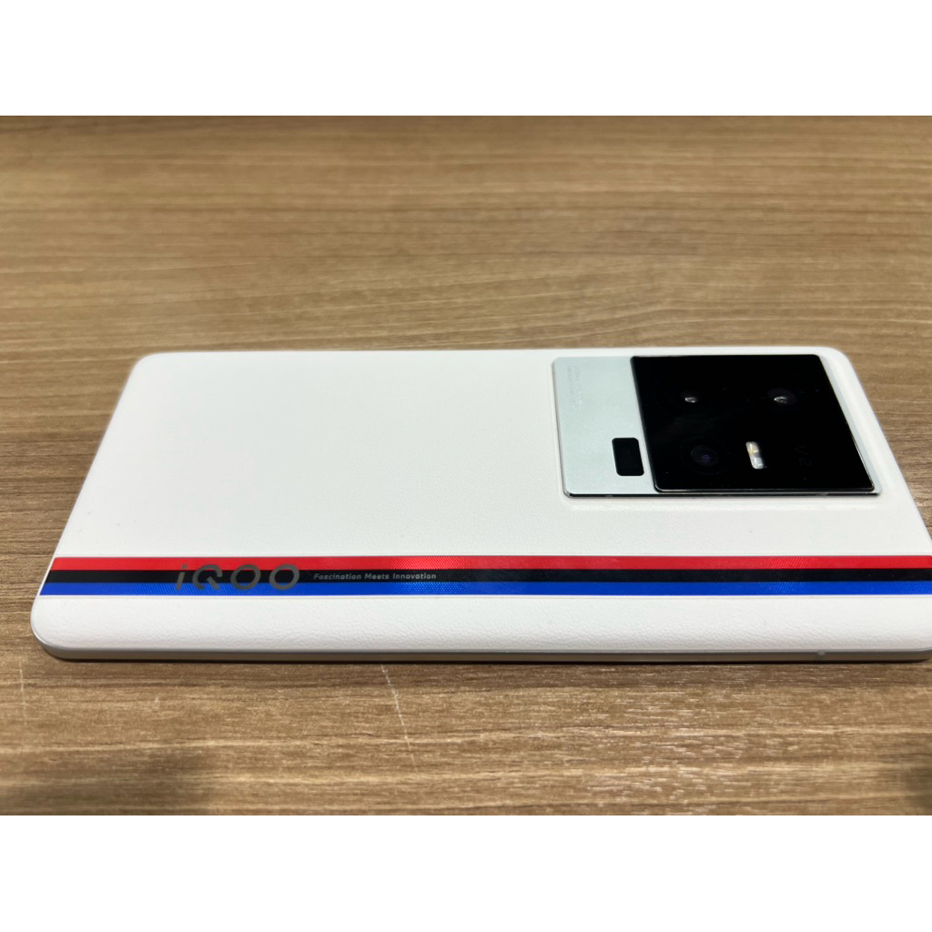 Vivo iQoo 11 Snapdragon 8 gen 2 16/256