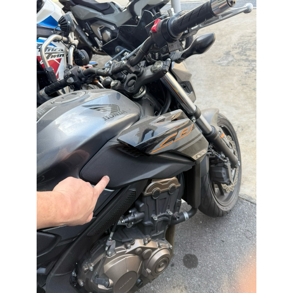 แฟริ่งCB650F ปี17-18 ของแท้ตรงรุ่นเบิกศูนย์