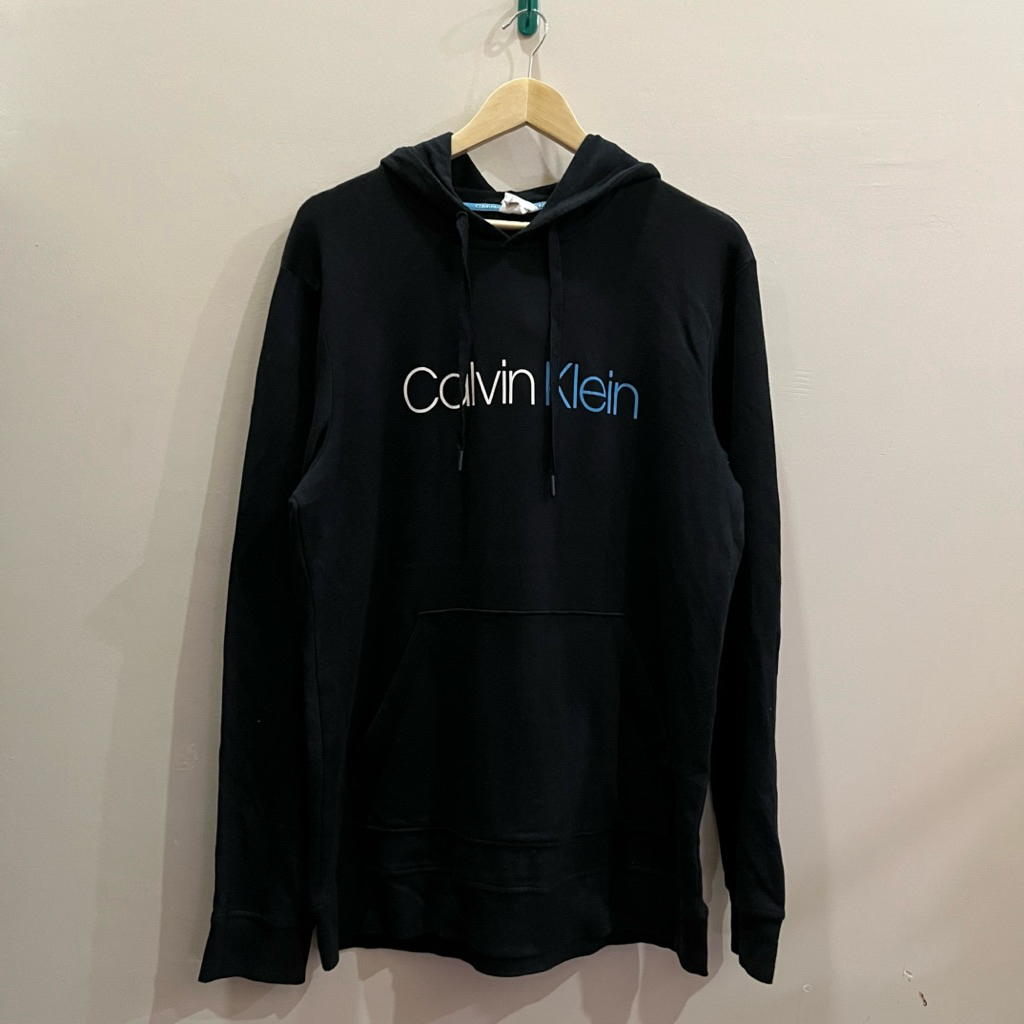 Calvin Klein Hoodie มือสอง
