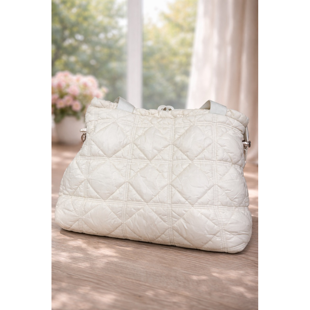 JIRA STORE กระเป๋าสะพายข้าง ลายควิลท์