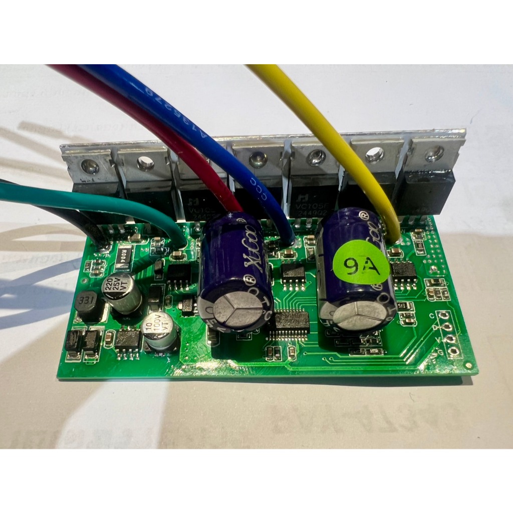 วงจรปั๊มน้ำ บอร์ดปั๊มน้ำ มอเตอร์บัสเลส Dc 48-100v Moter 500-1500w. ต่อตรงแผงโซล่าเซลล์ได้เลย