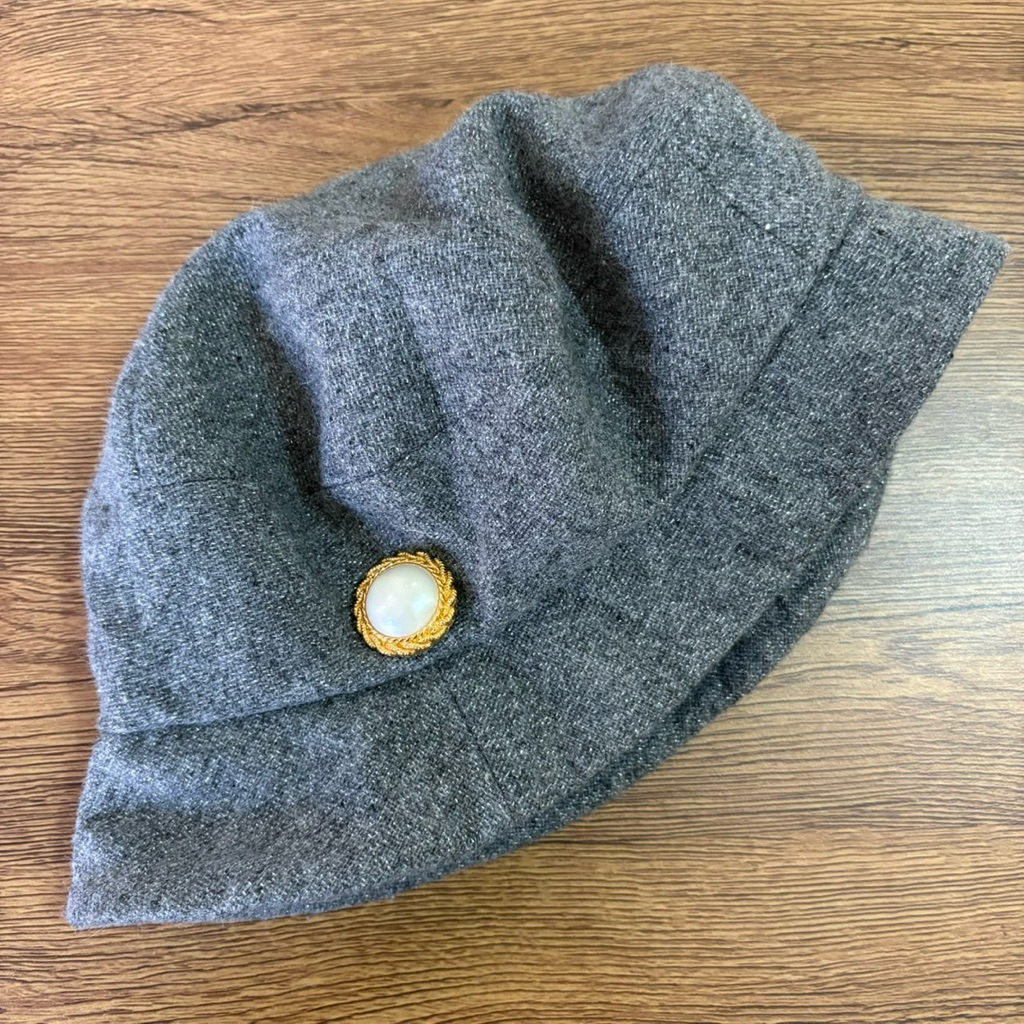 หมวก Bucket Longchamp มือสอง ของแท้