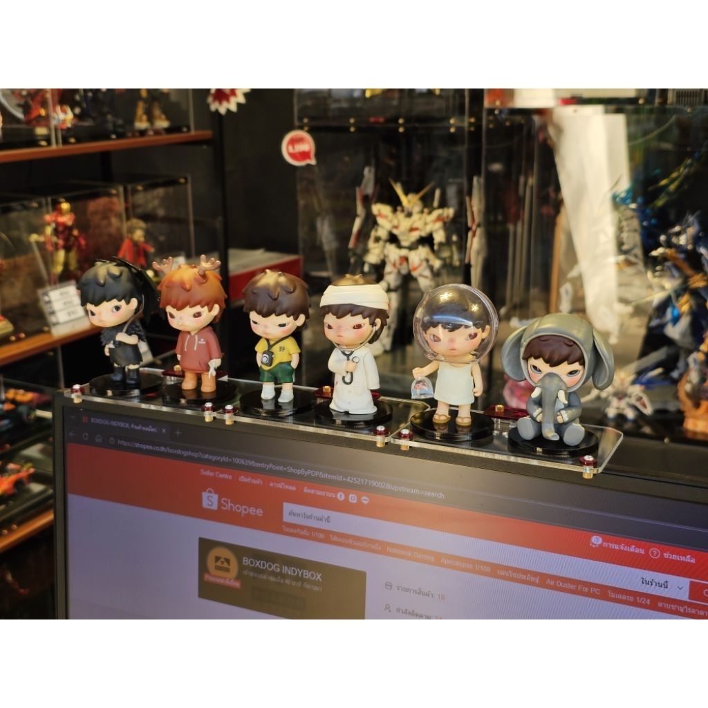 BOXDOG STAGE แท่นวางโมเดลบนจอคอมพิวเตอร์สุดเท่