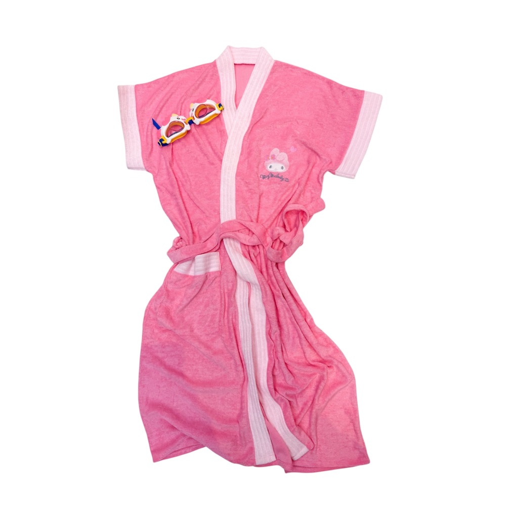 ชุดคลุมอาบน้ำ ชุดคลุมว่ายน้ำเด็ก  ลายการ์ตูนมายเมโลดี้ สีบานเย็น-ชมพู Bathrobe (My Melody Design) สินค้าขายดี