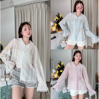 🌟เสื้อเเขนยาวผ้าฉลุตีเกล็ดด้านหน้าน่ารัก