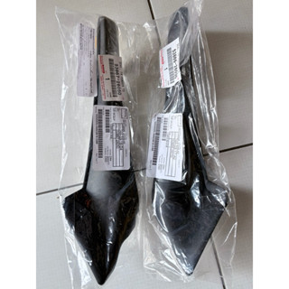 พลาสติกข้างบังโคลนหน้า พลาสติกข้างแผงจิ้งหรีด โตโยต้า คอมมิว…