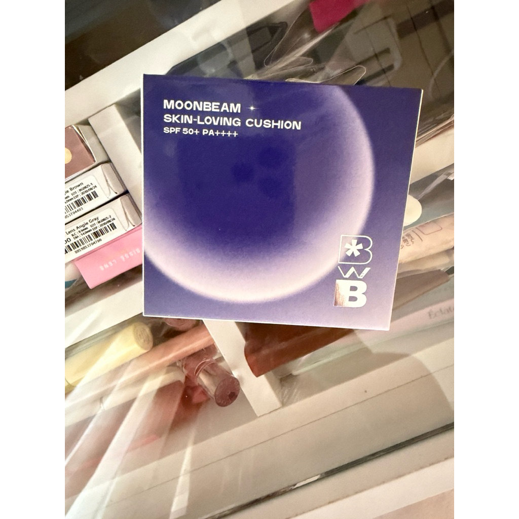 bwb cushion ใช้ไป1 ครั้ง สี1.5 ซักพัฟให้แล้วค่ะ