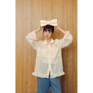 Aunchadabrand - Bittersweet blouse เสื้อเบลาส์แขนยาวลูกไม้ซีทรู ผ้าไม่คัน