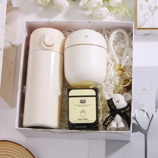 【Gift Bag+Card】Gift Set ของขวัญสำหรับคนรักและเพื่อน เพื่อนร่วมชั้น บริษัท และเทศกาล ของขวัญที่ดี