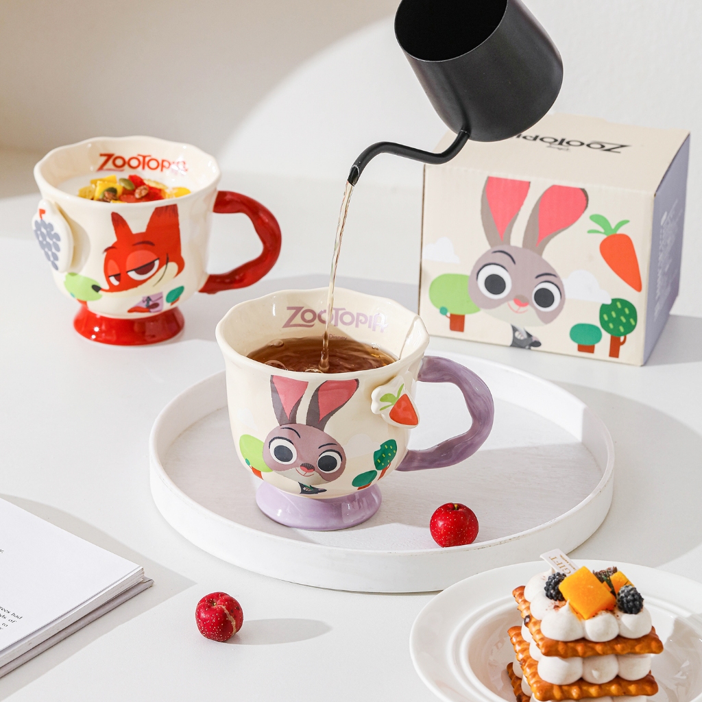 【ลิขสิทธิ์แท้】ซูโตรเปีย Zootopia แก้วเซรามิก 380ml 🦊🐰 จูดี้/นิค ลายน่ารัก พร้อมกล่องสวย ใช้เองหรือให้เป็นของขวัญ - รูปที่ 2