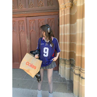เสื้อโปโลผู้หญิง/Unisex คอปก แขนสั้น Oversize ผ้าไมโคร นุ่มลื่น ใส่สบาย ลุคมินิมอล | Black Cherry