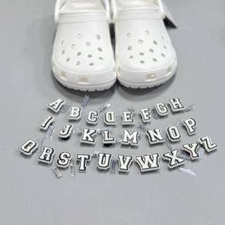 จิ๊บบิท ดอกเดซี่ ติดรองเท้าและกระเป๋า งานป้ายหนา ดีไซน์น่ารั…