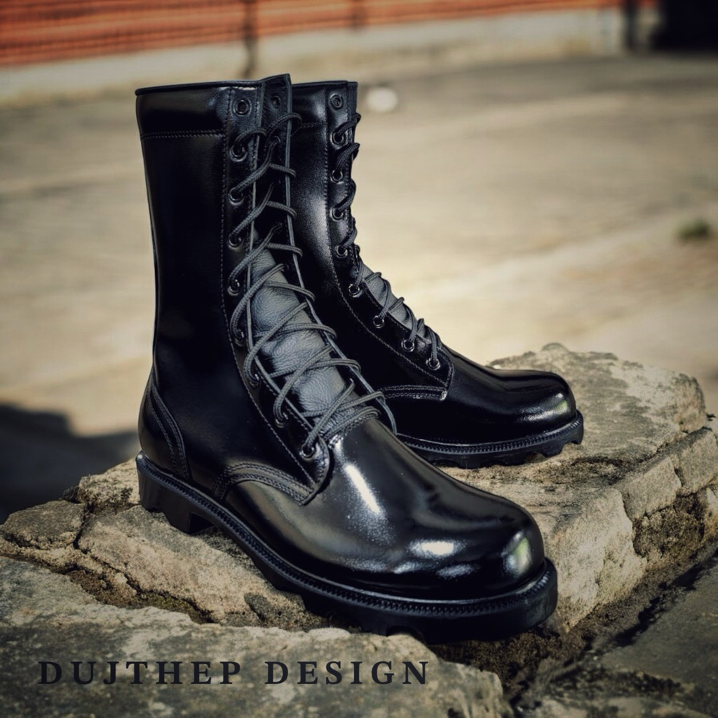 รองเท้าคอมแบท ทรงโรเสิ์รท หนังวัวแท้