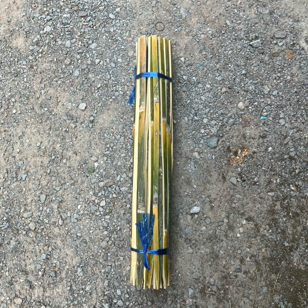 ไม้หลักปักต้นไม้ ยาว 60 เซนติเมตร 1 มัดมี 45 อัน ปลายแหลม ไม้ยึดต้นไม้ ไม้ไผ่ผ่าซีก สินค้าพร้อมจัดส่ง - รูปที่ 5