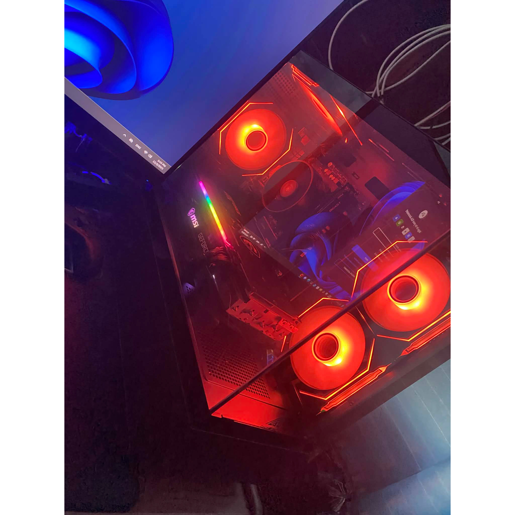 สเป CPU i5 12400f  บอร์ด h610  แรม DDR 4 8*2 16gb บัส3200 RGB  M.2 500gb กาดจอ RTX 4060 8gb asus ชุด