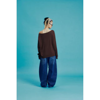 เสื้อไหมพรมปาดไหล่ Mochi Off-shoulder with long sleeve khit