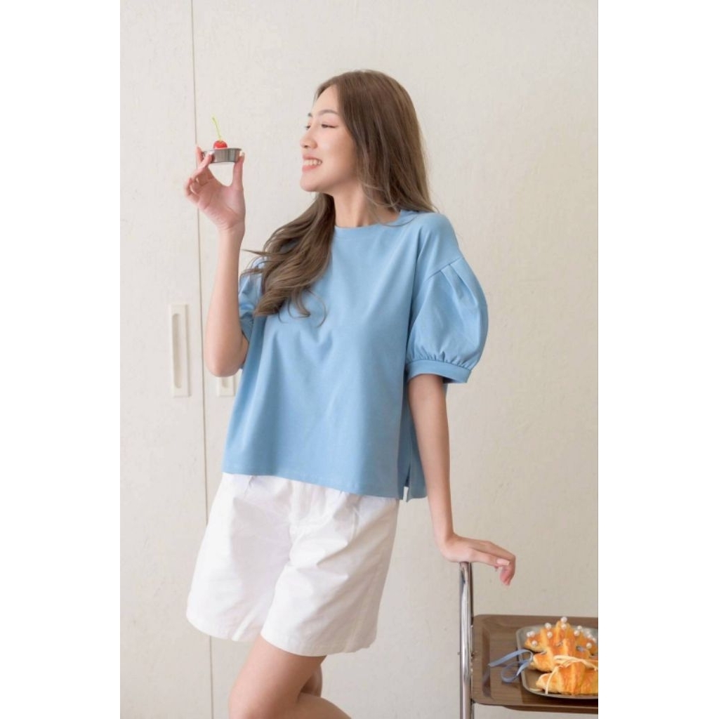 เสื้อคอกลมแขนบอลลูนพองๆน่ารักมาก