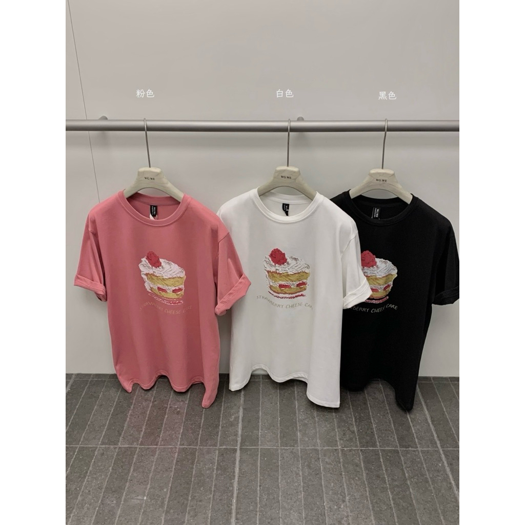 8884# เสื้อยืดคอกลมแขนสั้น สกรีนลายช่วงอก เนื้อผ้าดี ใส่สบาย  TAG:WG.WE 🇰🇷 - รูปที่ 2