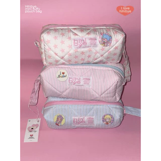 กระเป๋าใส่เครื่องสำอางค์ / กระเป๋าใส่ดินสอและของจิปาถะ hihibye fluffy pouch bag (ใบกลาง)