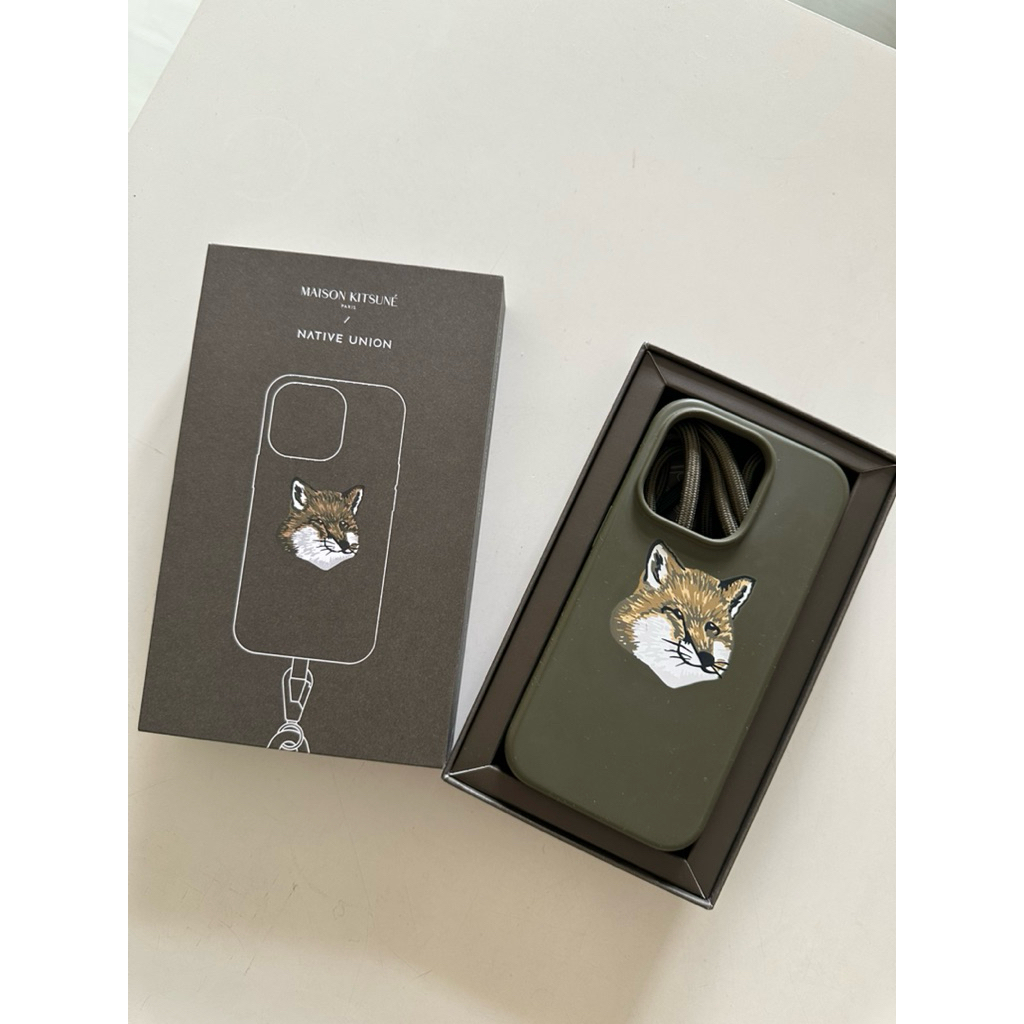 เคส iphone 14 pro maison kitsune x native union