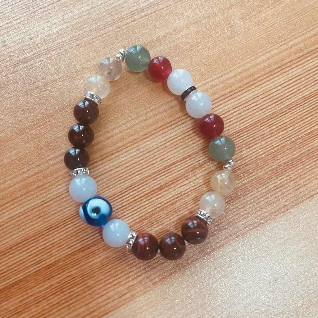 สร้อยหิน devil eye และ tiger eye