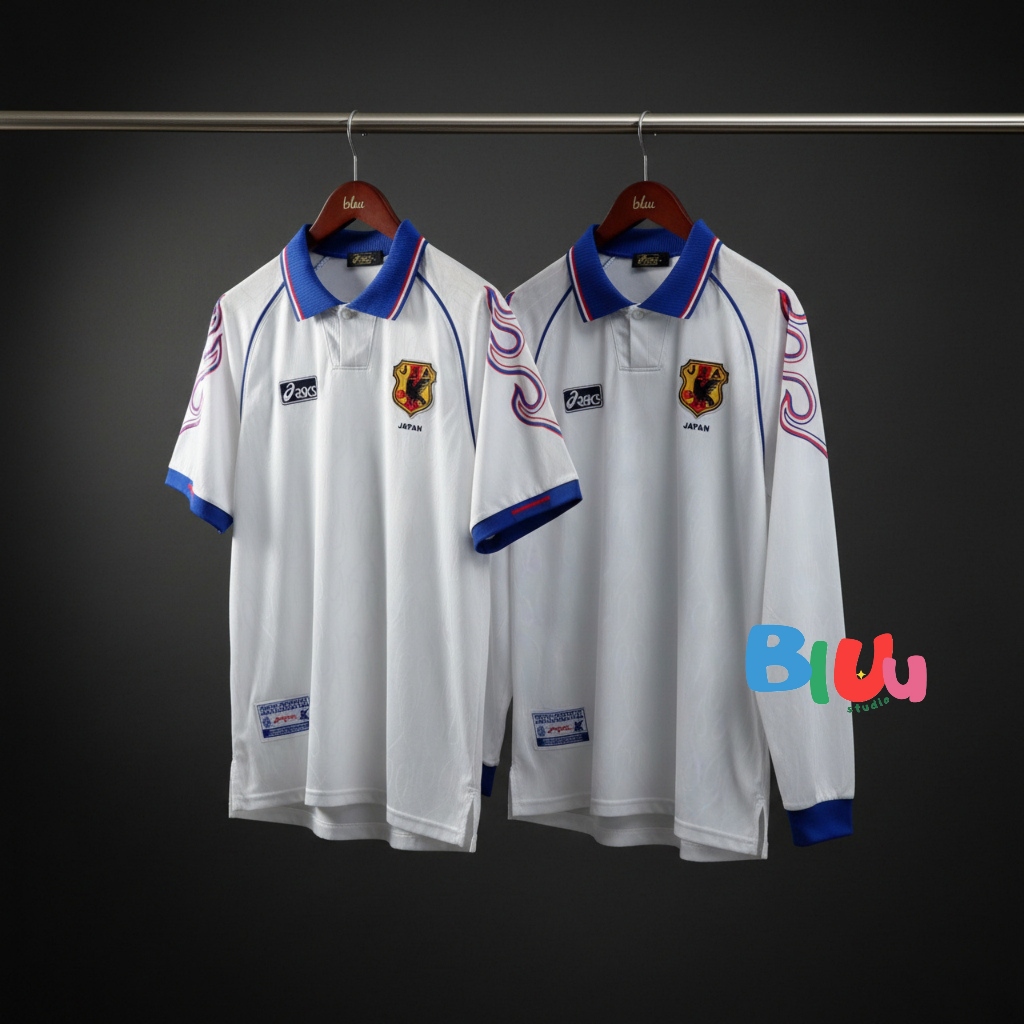 เสื้อฟุตบอลย้อนยุค ทีมชาติ ญี่ปุ่uลายไฟ เยือน Away ปี 1998 (3A) เกรดแฟนบอล โลโก้ปัก ทำเบอร์ชื่อได้ทุกคนบนโลก