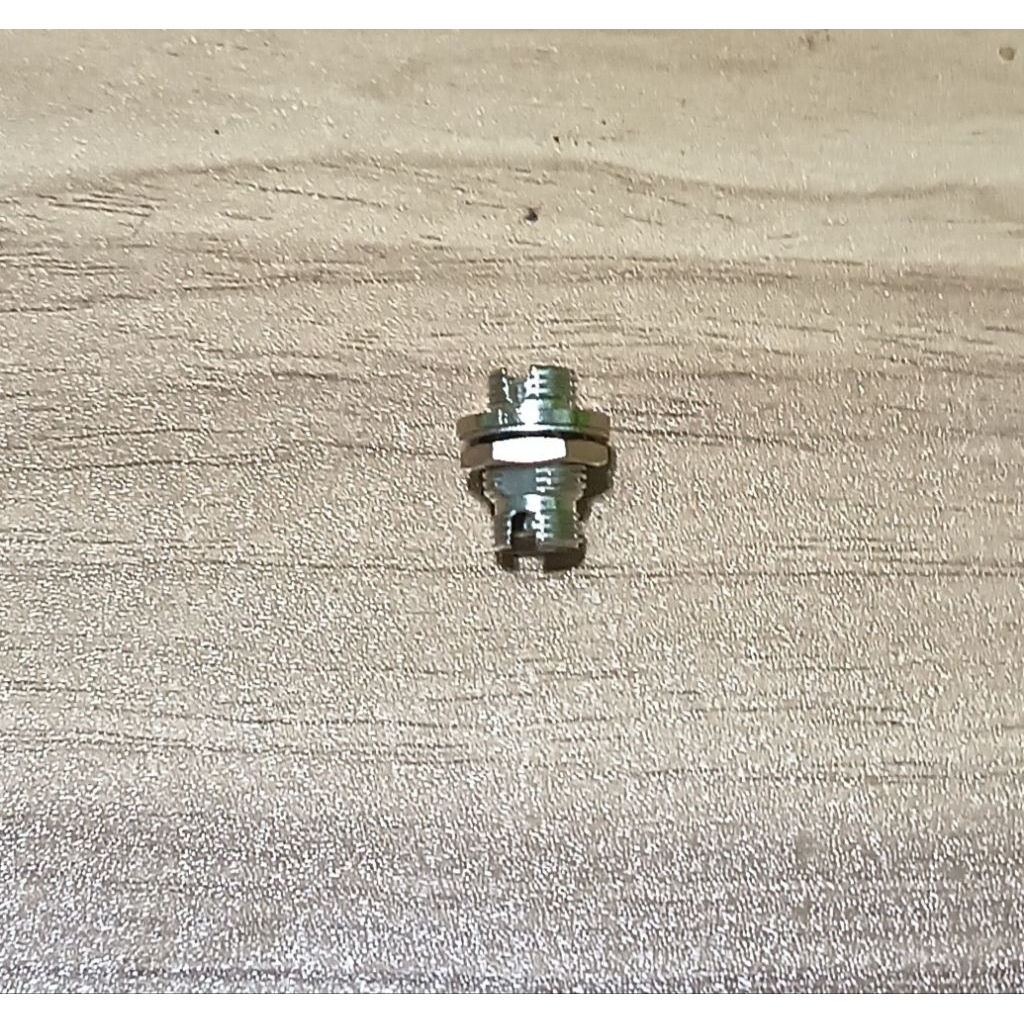 FC to FC Adapter หัวต่อตรงไฟเบอร์ออฟติก ตัวต่อกลาง FC-FC (Female to Female) ข้อต่อสายไฟเบอร์หัวเกลียวกลม  จำหน่าย 1ชิ้น