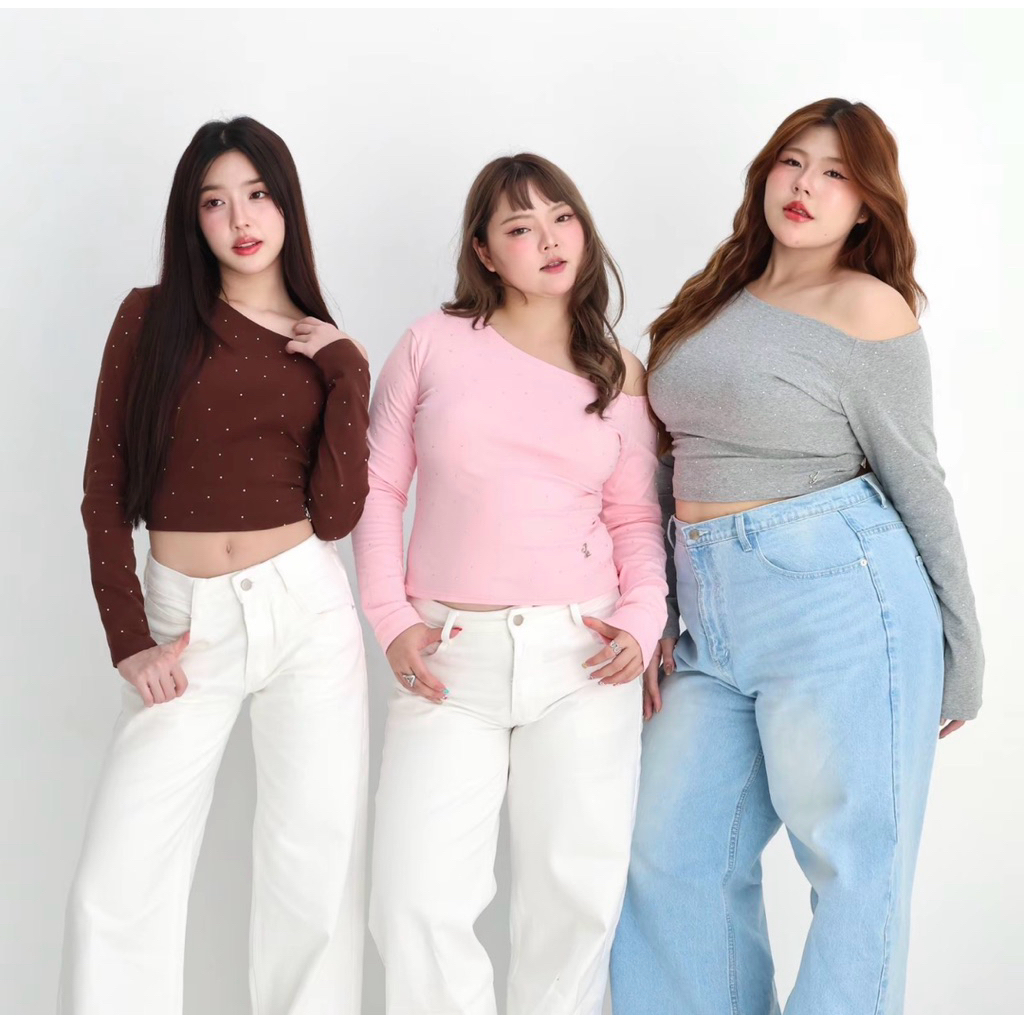 ส่งต่อ เสื้อปาดไหล่ปักเพชร จากร้าน Jarinya สีชมพู ไซส์ L