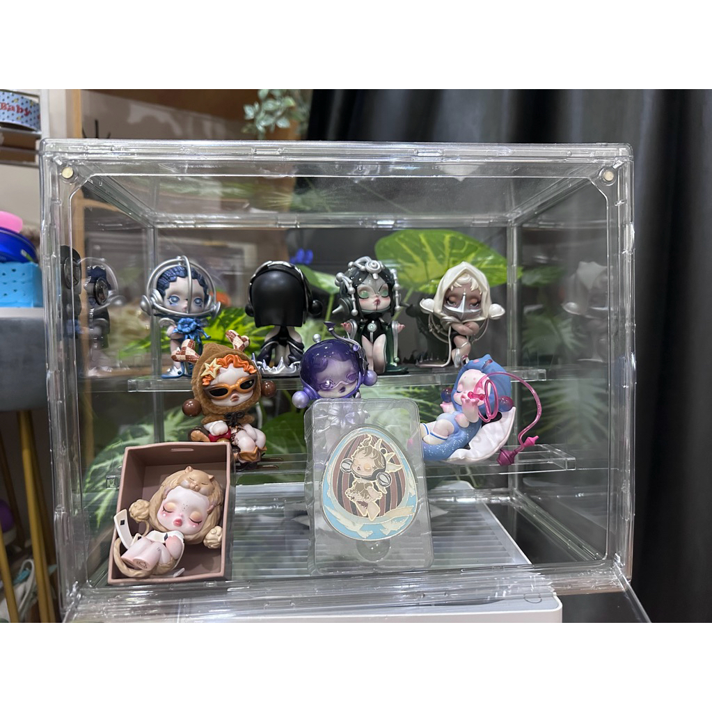 skullpanda มีการ์ด ไม่มีกล่องยกตู้