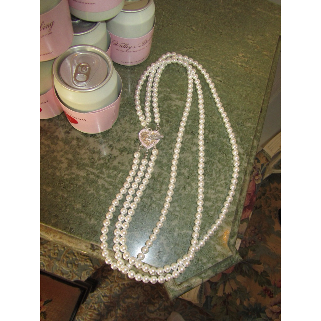 Valleydarley - Opera length pearl layered necklace