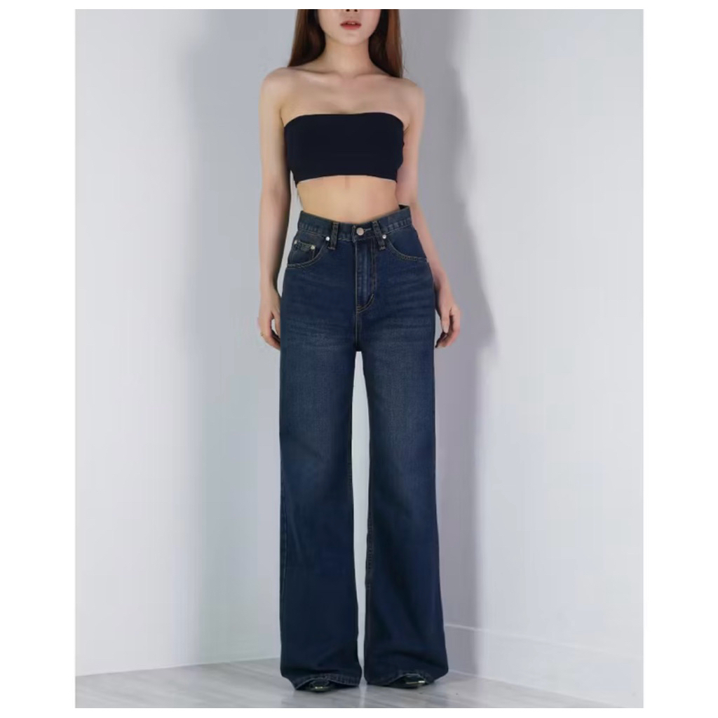 Used ยีนส์ขายาวทรงกระบอกกลางสีเข้ม Size s เอว 26 จากร้าน VALAW BKK