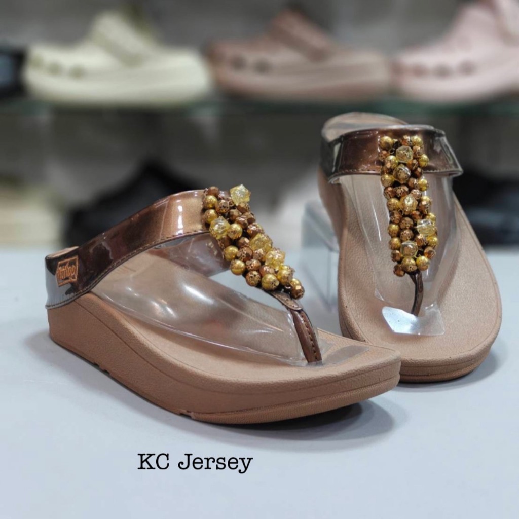 รองเท้าแตะ titFlop ของผู้หญิง ใส่ได้ทุกฤดูกาล สินค้ามีพร้อมส่ง  มี SIZE 36 ถึง 40 - รูปที่ 2