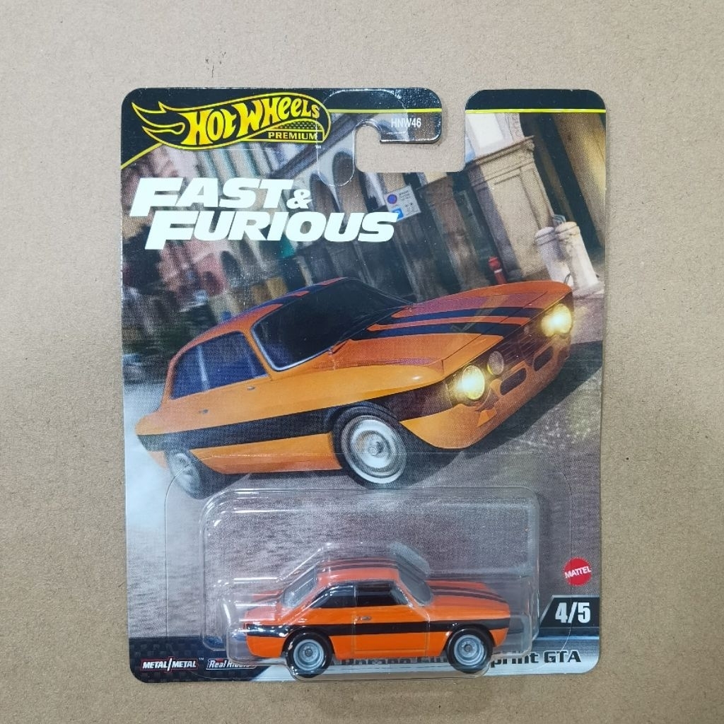 โมเดลรถ Hotwheels รุ่น Alfa Romeo Giulia Sprint GTA ล้อยาง