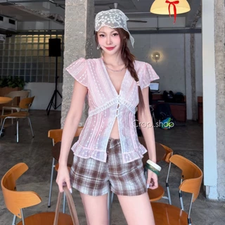 crop..shop เสื้อเเขนสั้น (มี2ลาย) ผ่าหน้าเซ็กซี่เบาๆ งานสวย มีกระดุมช่วงอก ชายระบาย ลายสวย สีลมุนมาก