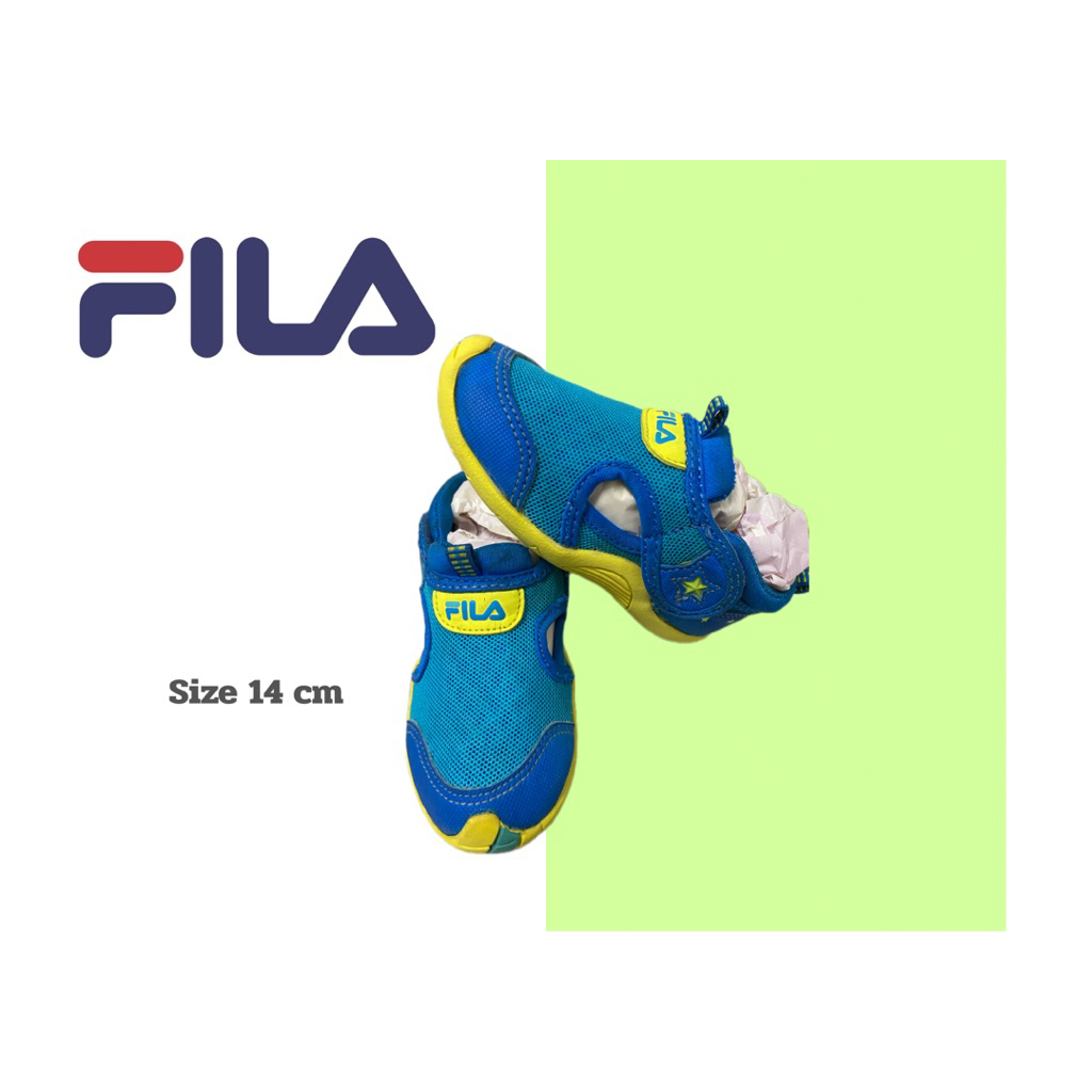 รองเท้าเด็กมือสอง FILA size 14 cm