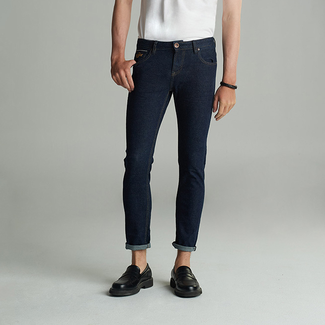 Mc JEANS กางเกงยีนส์ผู้ชาย ริมแดง ทรงกระบอกเล็ก (MC RED SELVEDGE) MATZ070