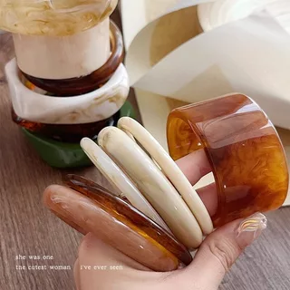 กำไลข้อมือ เรซิน ลายอำพัน สไตล์เรโทรทันสมัย ลายเส้นกว้างและบาง ins เครื่องประดับ หลากหลายแบบ