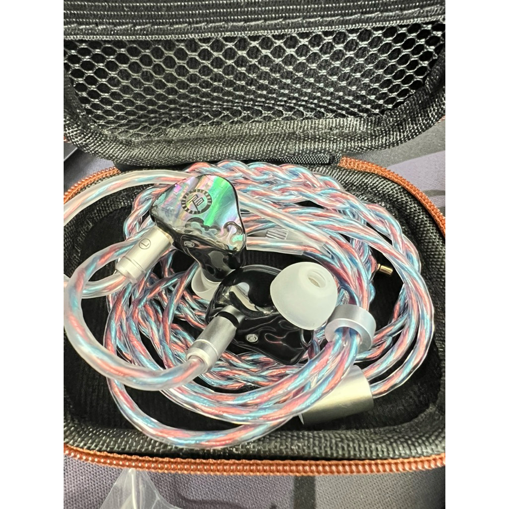 มือ2 Juzear Defiant หูฟัง1DD+3BA