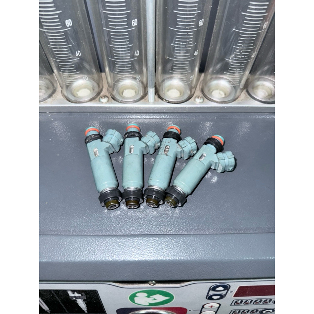 หัวฉีดRX8 4รู 550CC 1 ชุด 4 หัว ล้างเทสพร้อมเปลี่ยนชุดซ่อมกรองสแตนเลสใหม่ แท้ญี่ปุ่นมือสอง รับประกัน