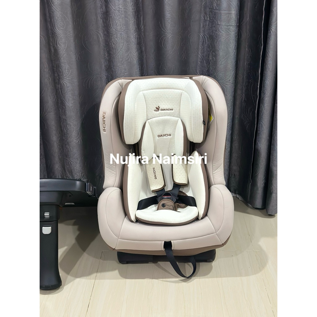 Daiichi รุ่น First 7 Plus ระบบ Isofix & belt **สินค้ามือสอง** สี : Organic Brown 2-Tone 🤎🤍