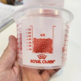 ถ้วยตวงอาหาร Royal canin ได้มาตราฐาน วัสดุ พลาสติก