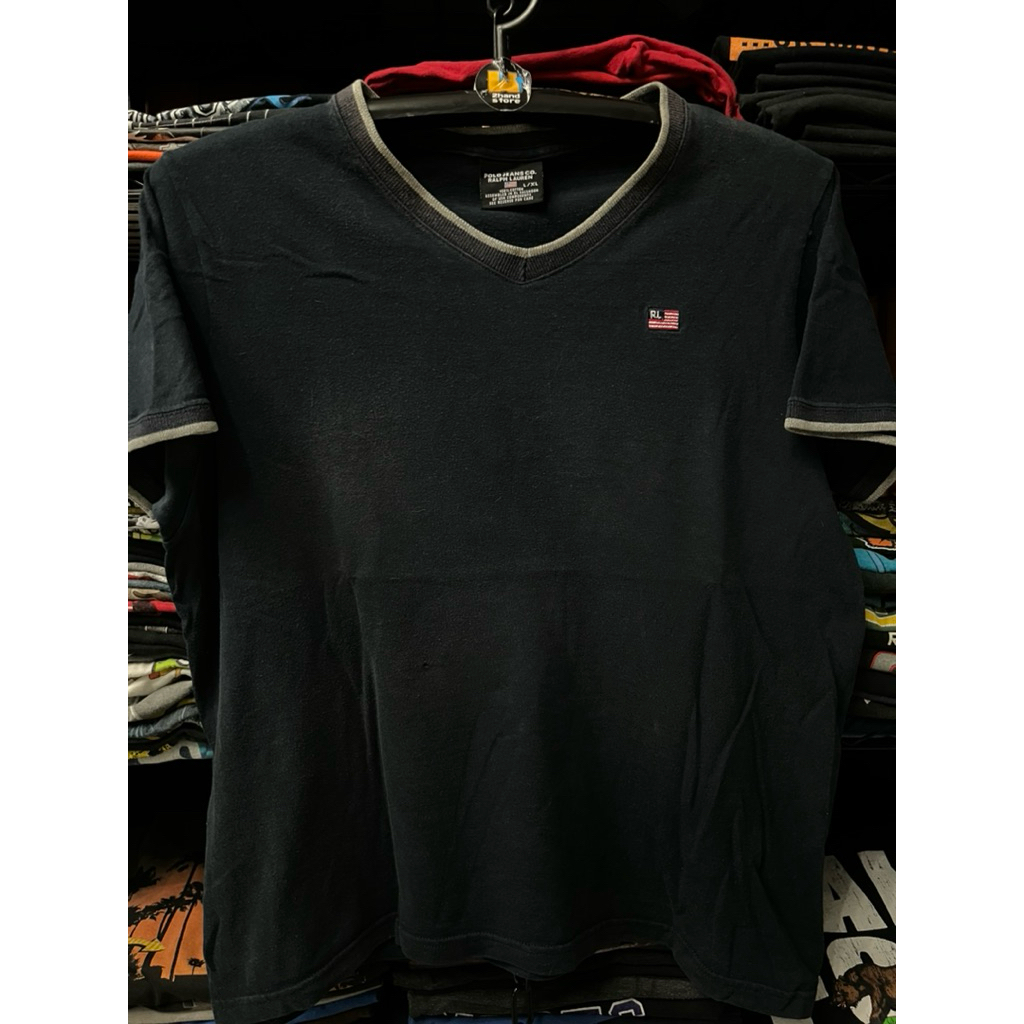 เสื้อยืดแนววินเทจ Polo คอวี