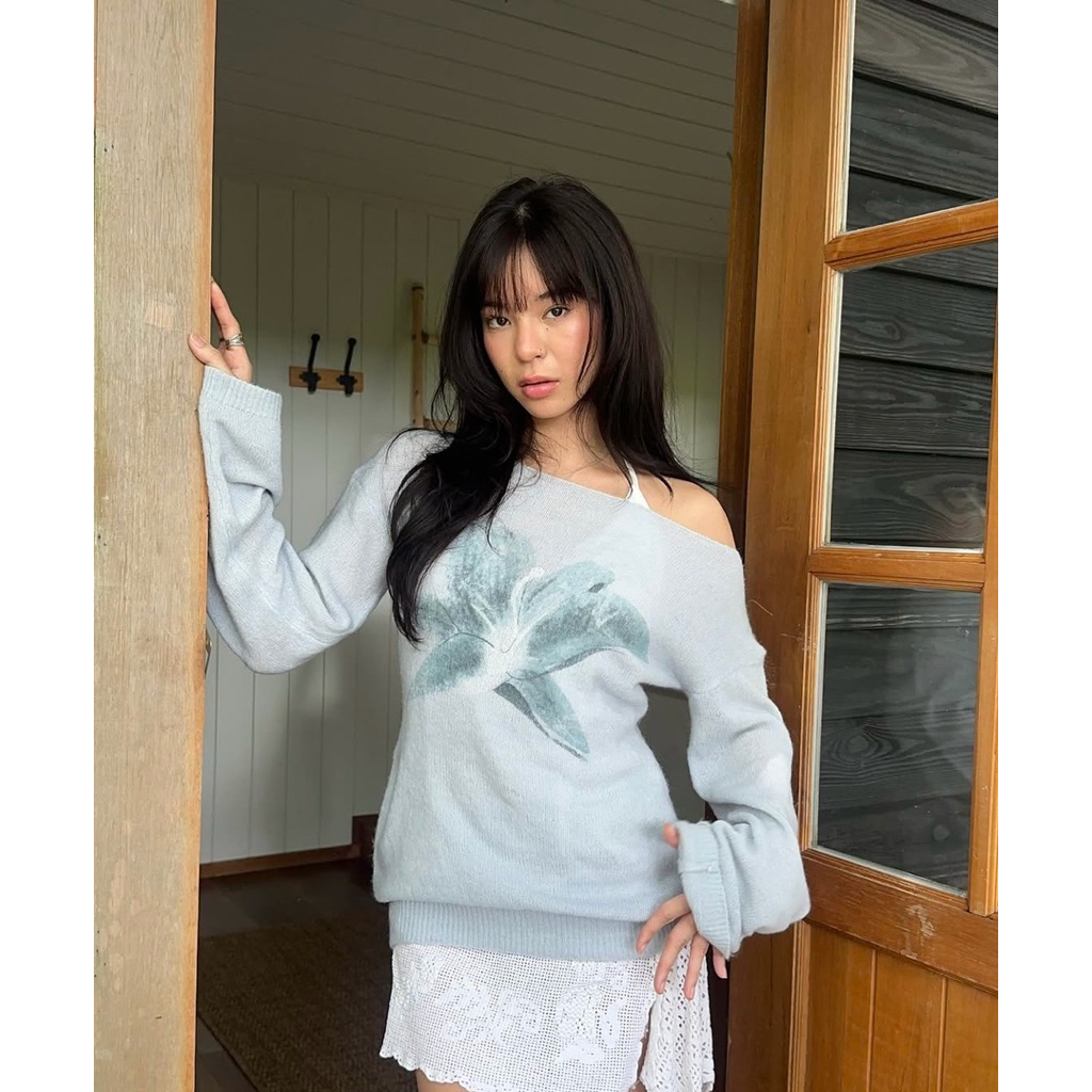 Ronnie.beachtown รุ่นLily Flower Knitted Sweater