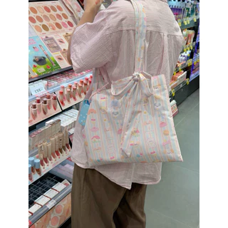 carryme-ถุงผ้าลายพิเศษ⭐️รุ่นประหยัด แถมโบว์ มีซัป ผ้าบาง มีกระดุมแม่เหล็ก ใส่ A4 iPad Pro 13 MacBook